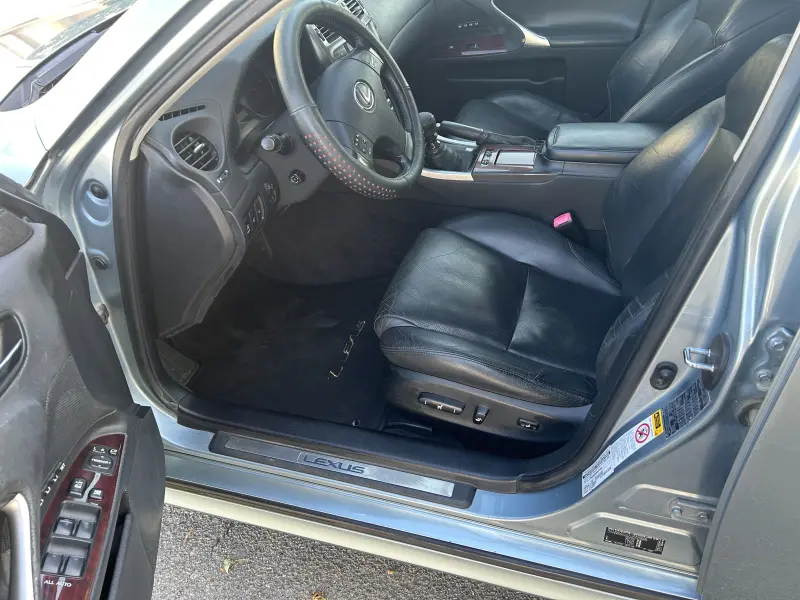 Lexus IS, 2007