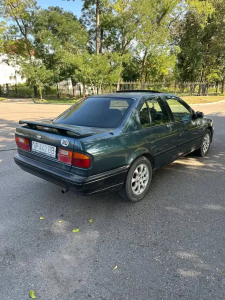 Nissan Primera, 1994