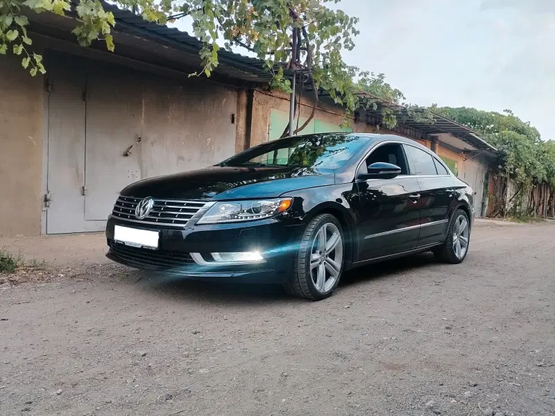 Volkswagen Passat, 2012