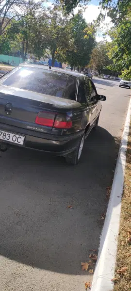 Opel Omega, 1996