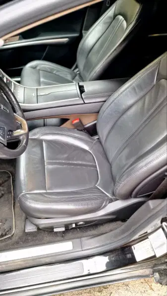 Lincoln MKZ, 2013