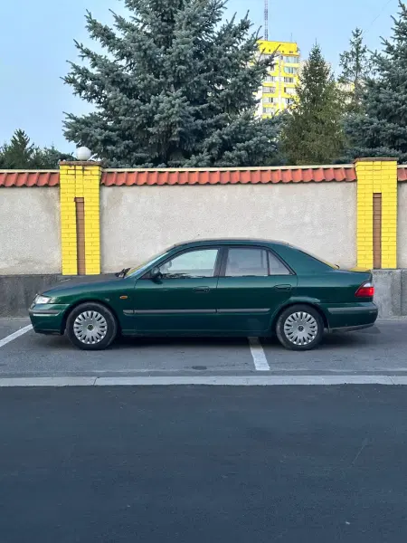 Mazda 626, 1999