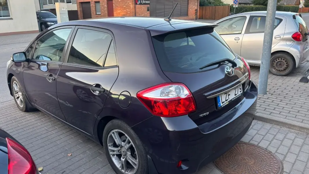 Toyota Auris, 2012