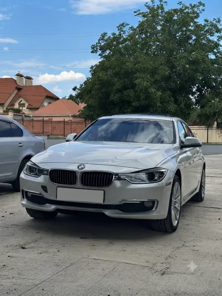 BMW 3 Series, 2013