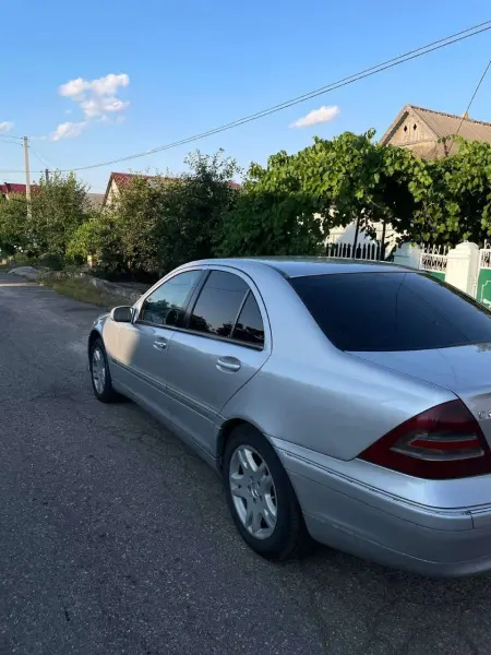 Mercedes-Benz C-Class, 2002