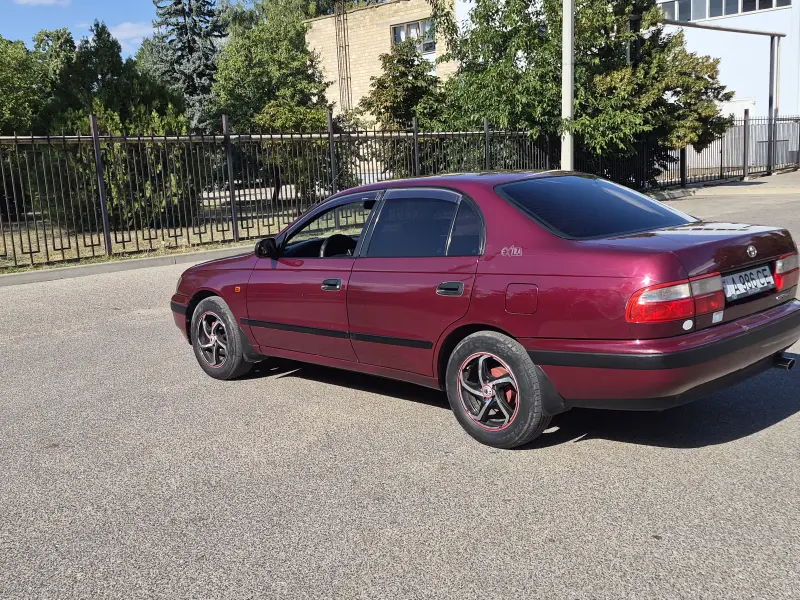 Toyota Carina, 1995