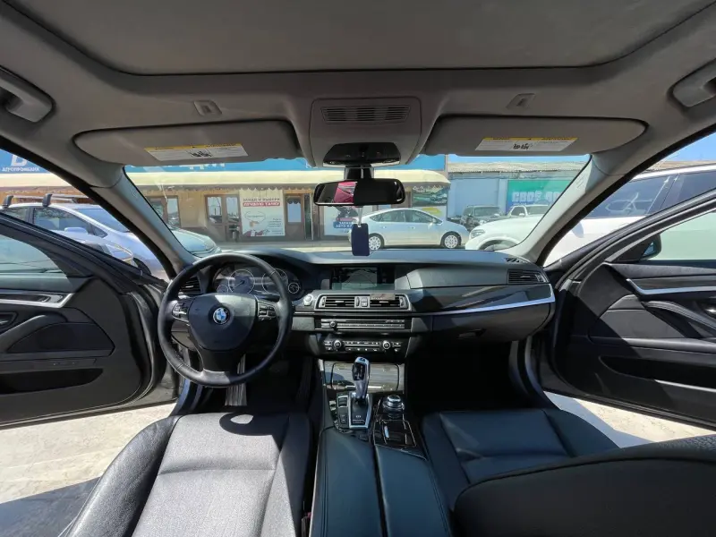 BMW 5 Series, 2012