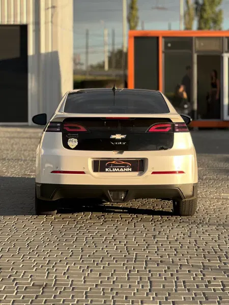 Chevrolet Volt, 2012