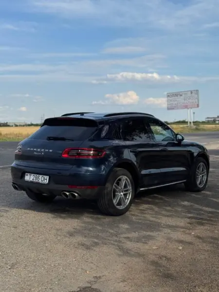 Porsche Macan, 2016