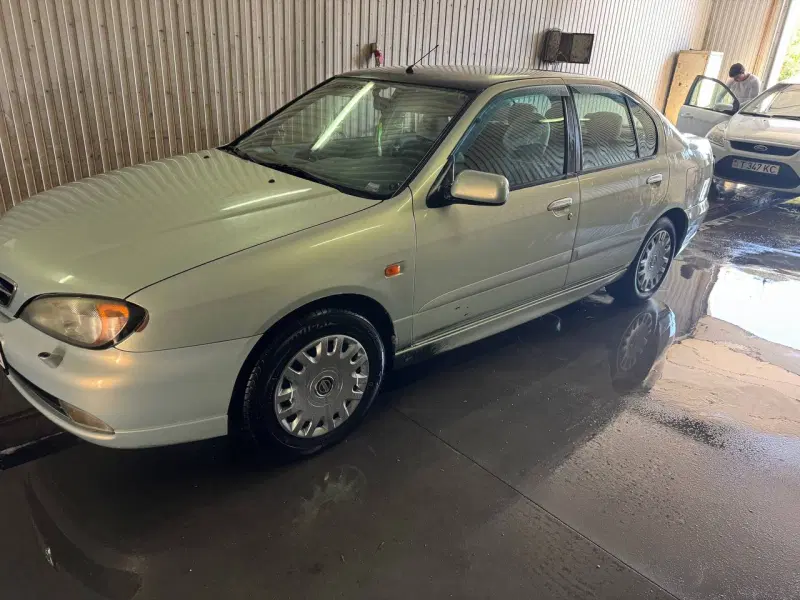 Nissan Primera, 2002