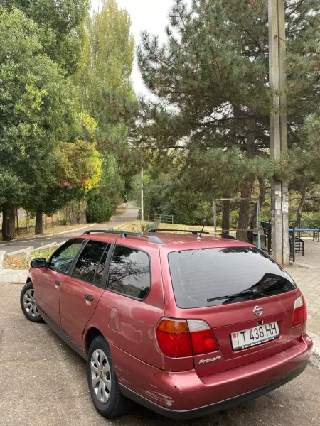 Nissan Primera, 2000