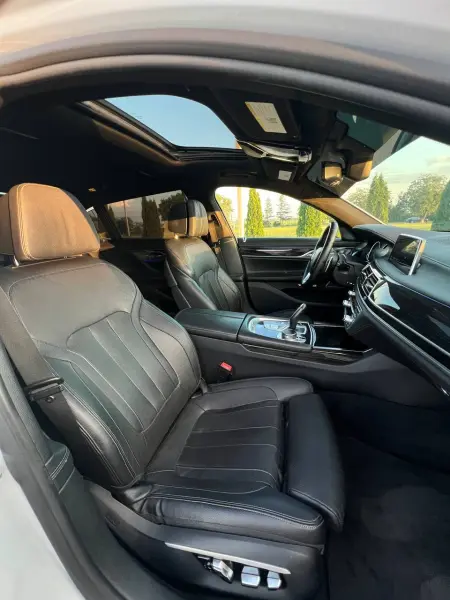 BMW 7 Series, 2016