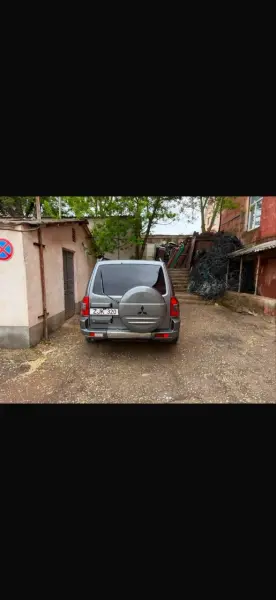 Mitsubishi Pajero, 2005