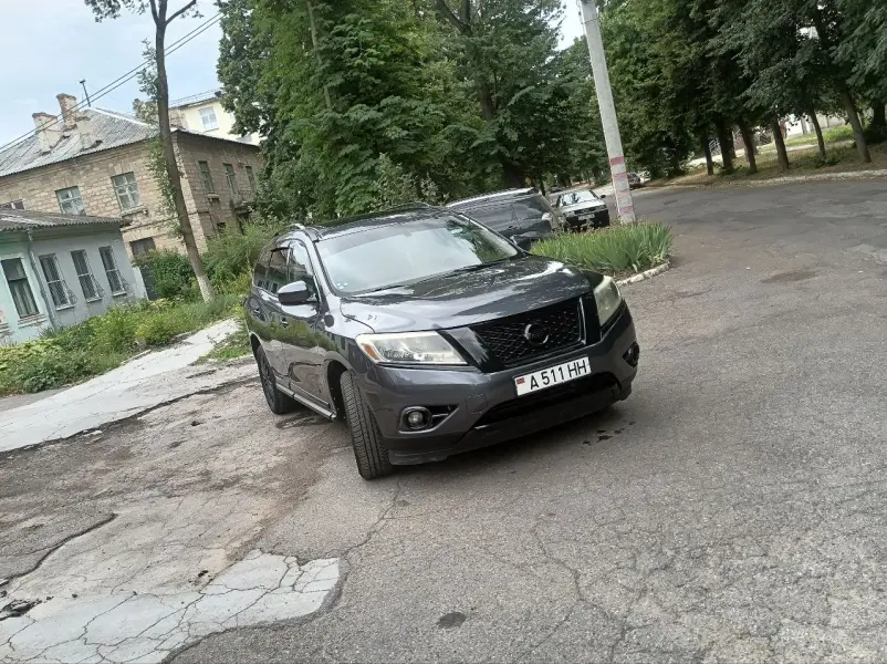 Nissan Pathfinder, 2014
