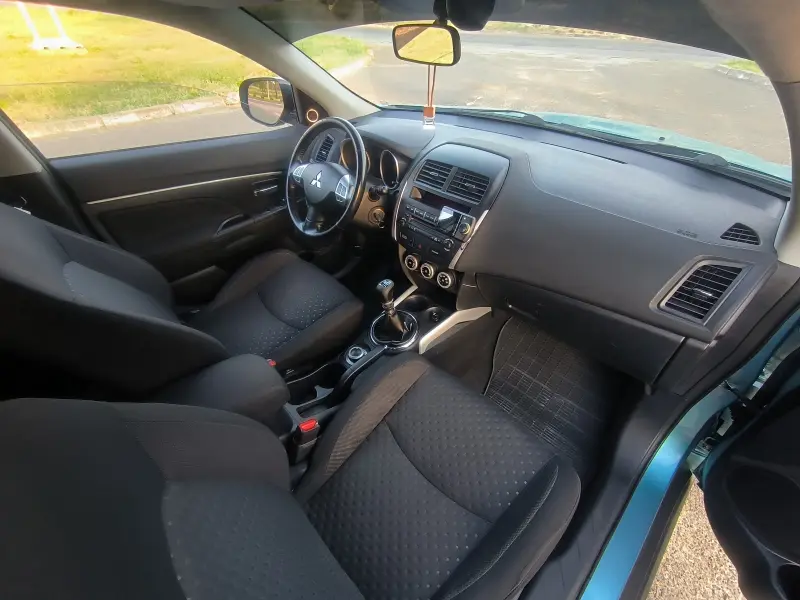 Mitsubishi ASX, 2011