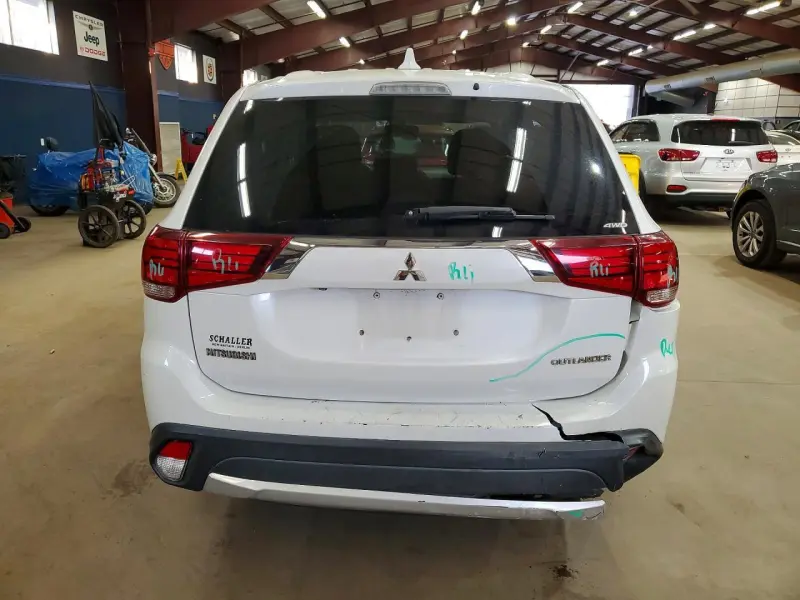 Mitsubishi Outlander, 2017