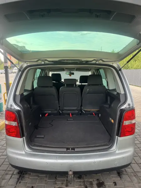 Volkswagen Touran, 2005