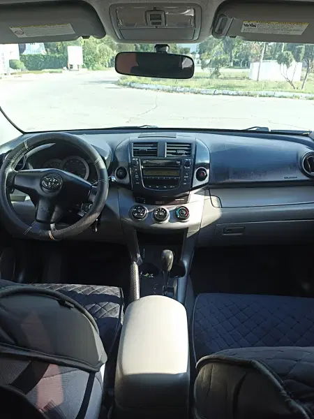 Toyota RAV4, 2006