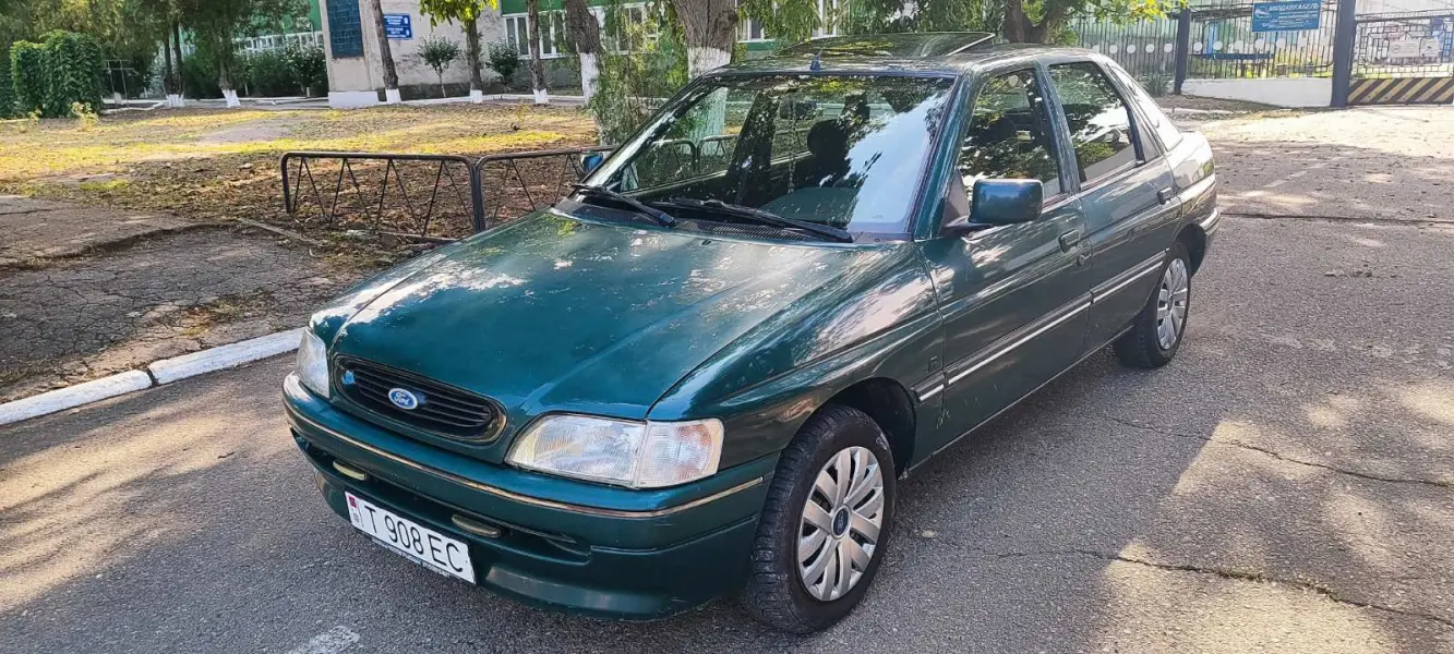 Ford Escort, 1994