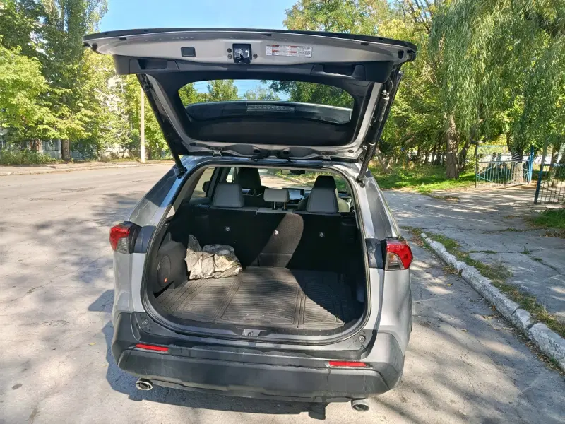 Toyota RAV4, 2021