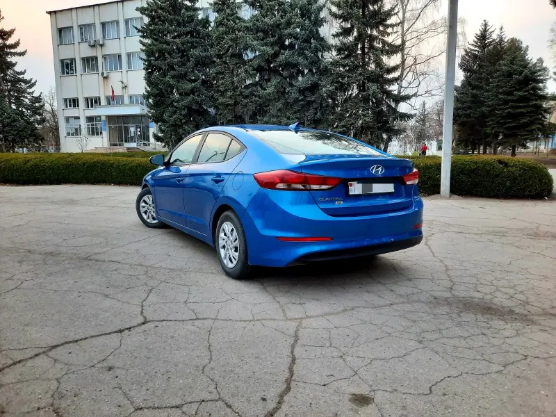 Hyundai Elantra, 2017