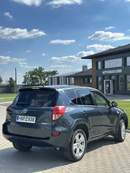 Toyota RAV4, 2007