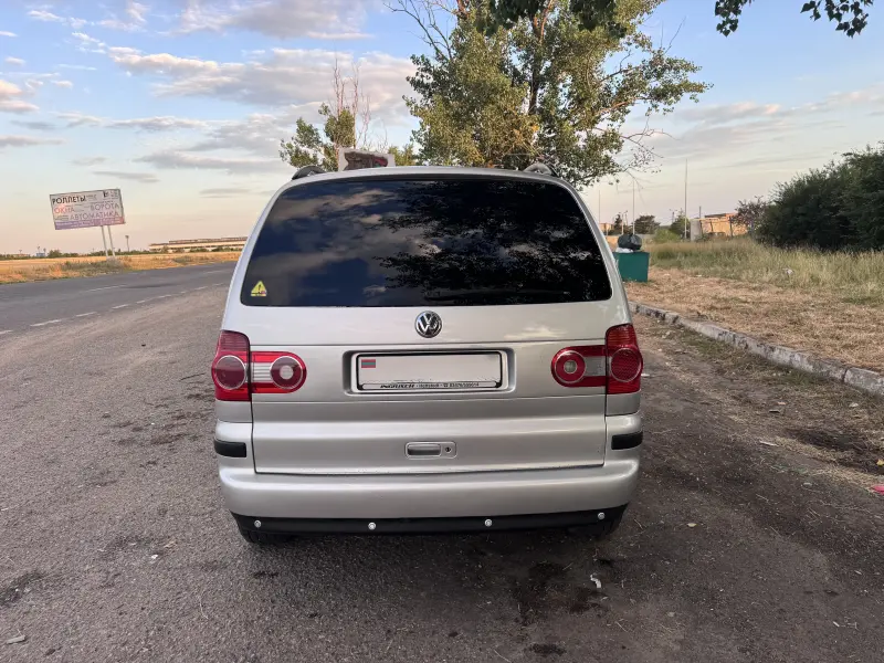 Volkswagen Sharan, 2004