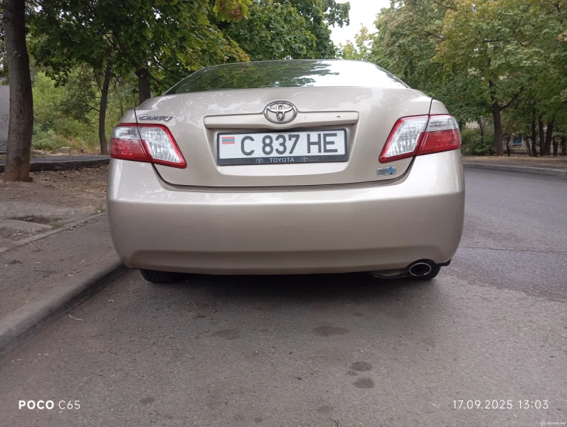 Toyota Camry, 2009