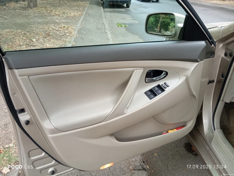 Toyota Camry, 2009