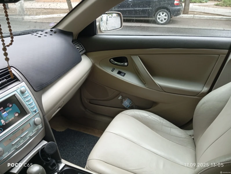 Toyota Camry, 2009