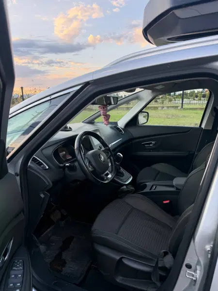 Renault Grand Scenic, 2017