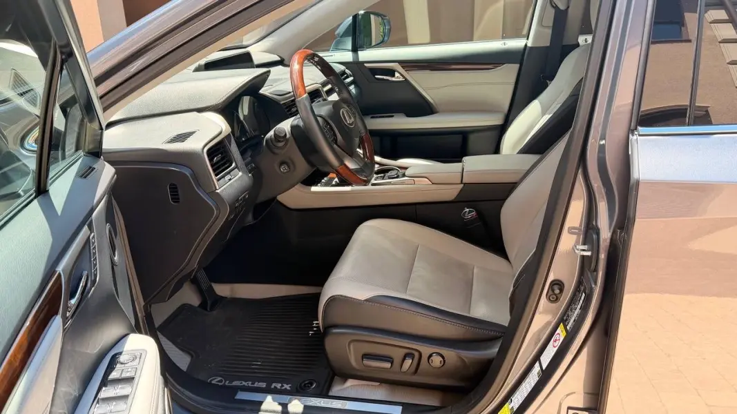 Lexus RX, 2017
