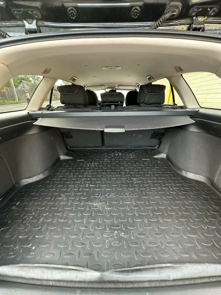 Toyota Avensis, 2006