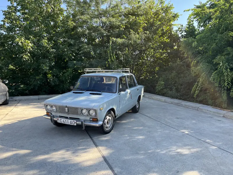 ВАЗ 2103, 1977