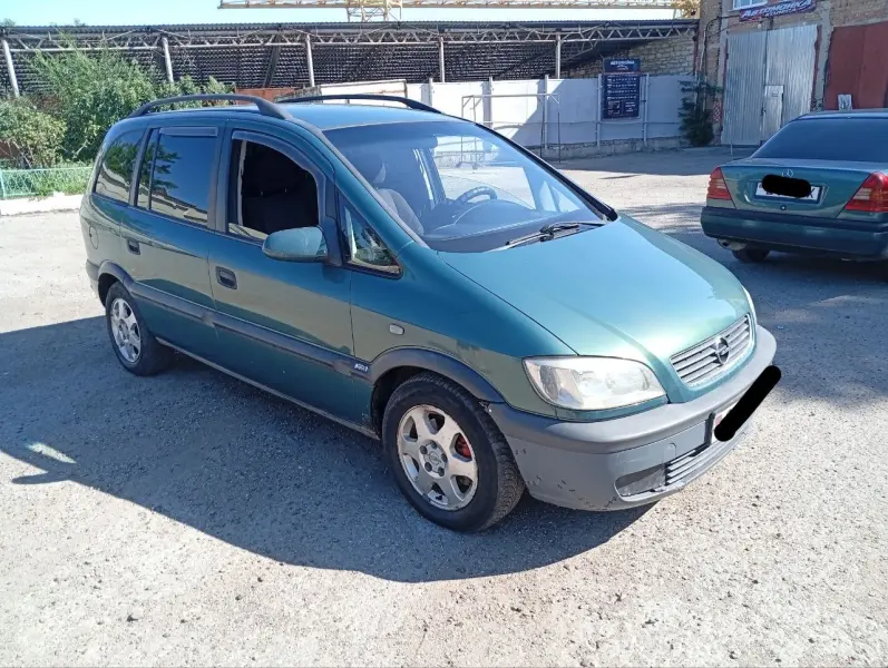 Opel Zafira, 2002