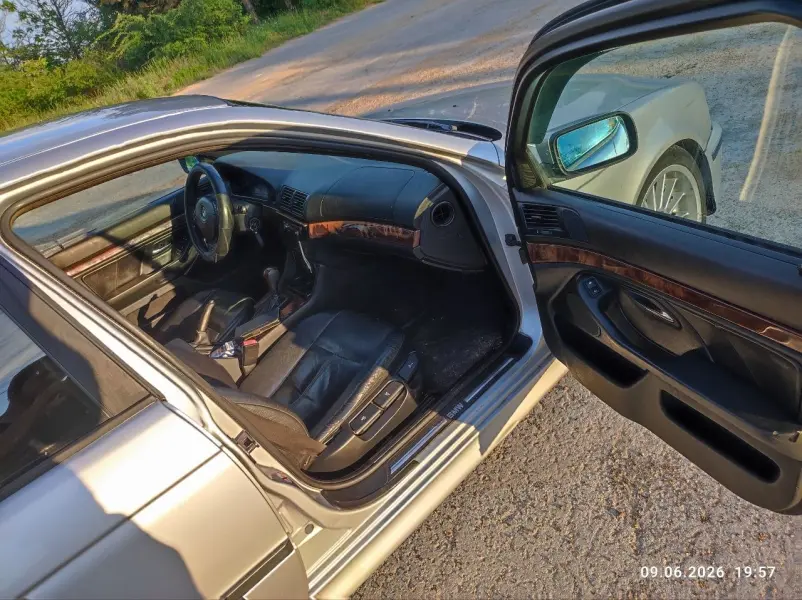 BMW 5 Series, 2000
