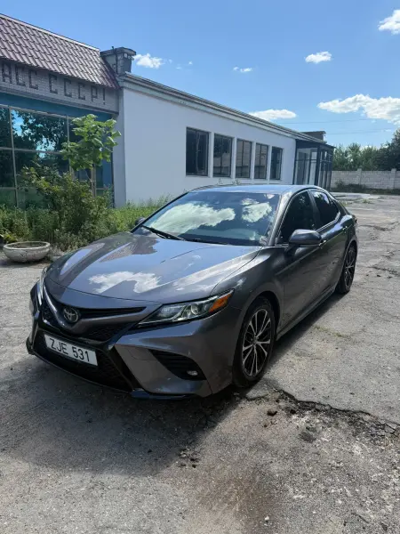 Toyota Camry, 2020