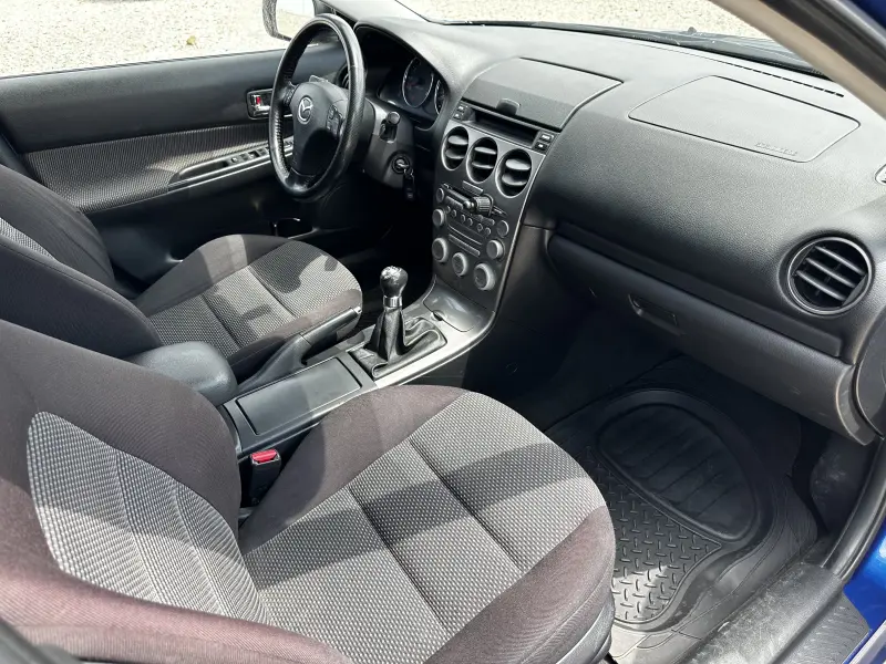 Mazda 6, 2004