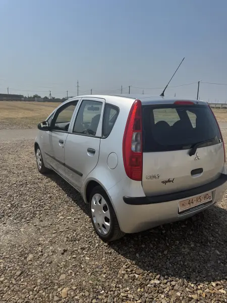 Mitsubishi Colt, 2005
