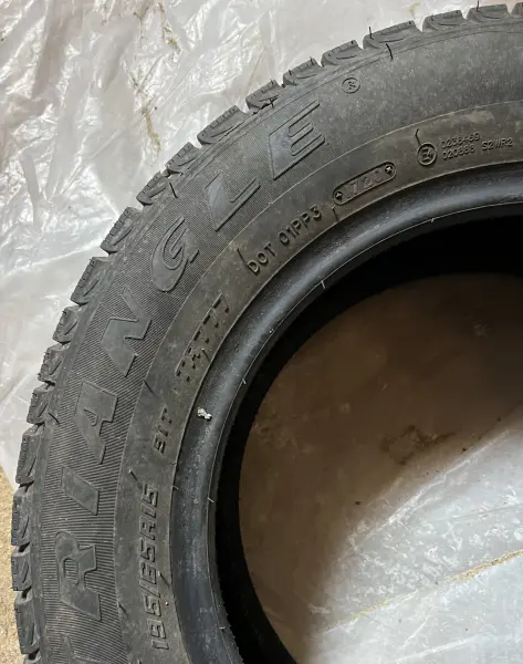 Продам резину 195/65/15