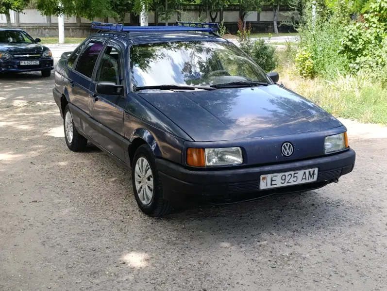 Volkswagen Passat, 1992