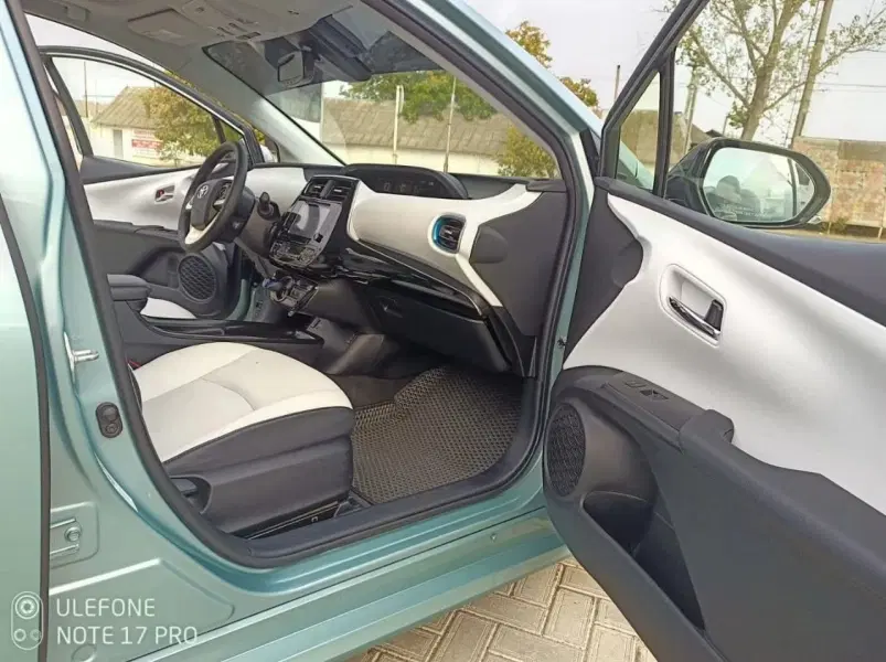 Toyota Prius, 2016