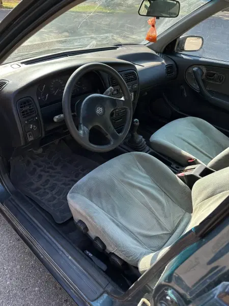 Nissan Primera, 1994