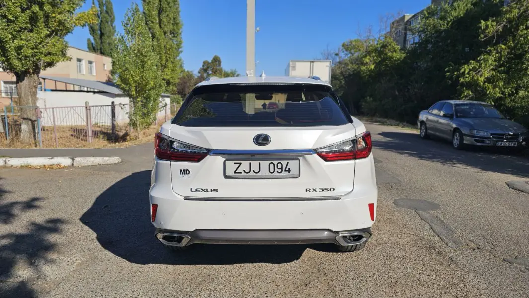 Lexus RX, 2016
