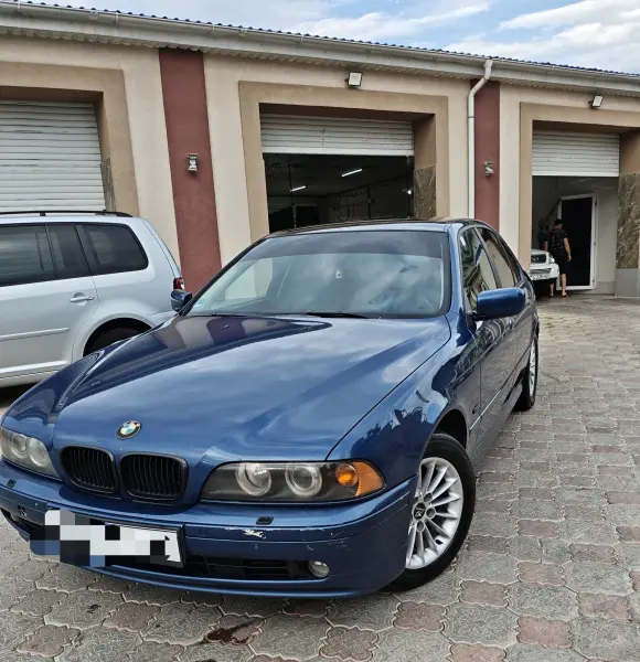 BMW 5 Series, 2002
