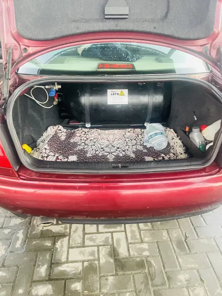 Audi A4, 1998