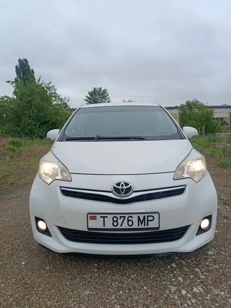 Toyota Verso, 2011