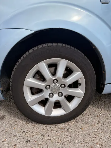 Toyota Corolla Verso, 2006