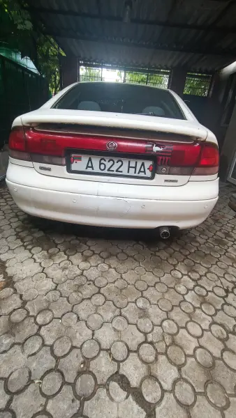 Mazda 626, 1992