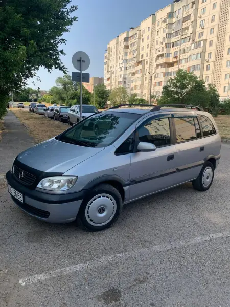 Opel Zafira, 2003